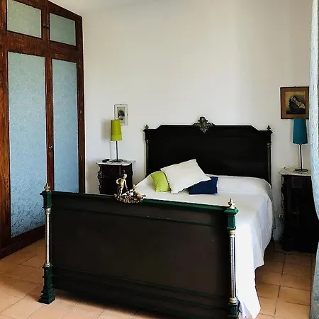 Oda ve Kahvaltı Relais Maffia Orsara di Puglia